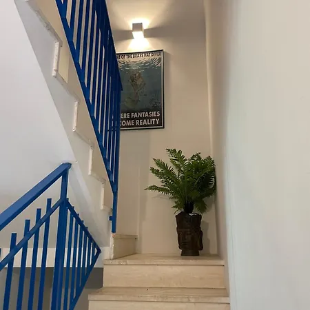 Blu Villa *